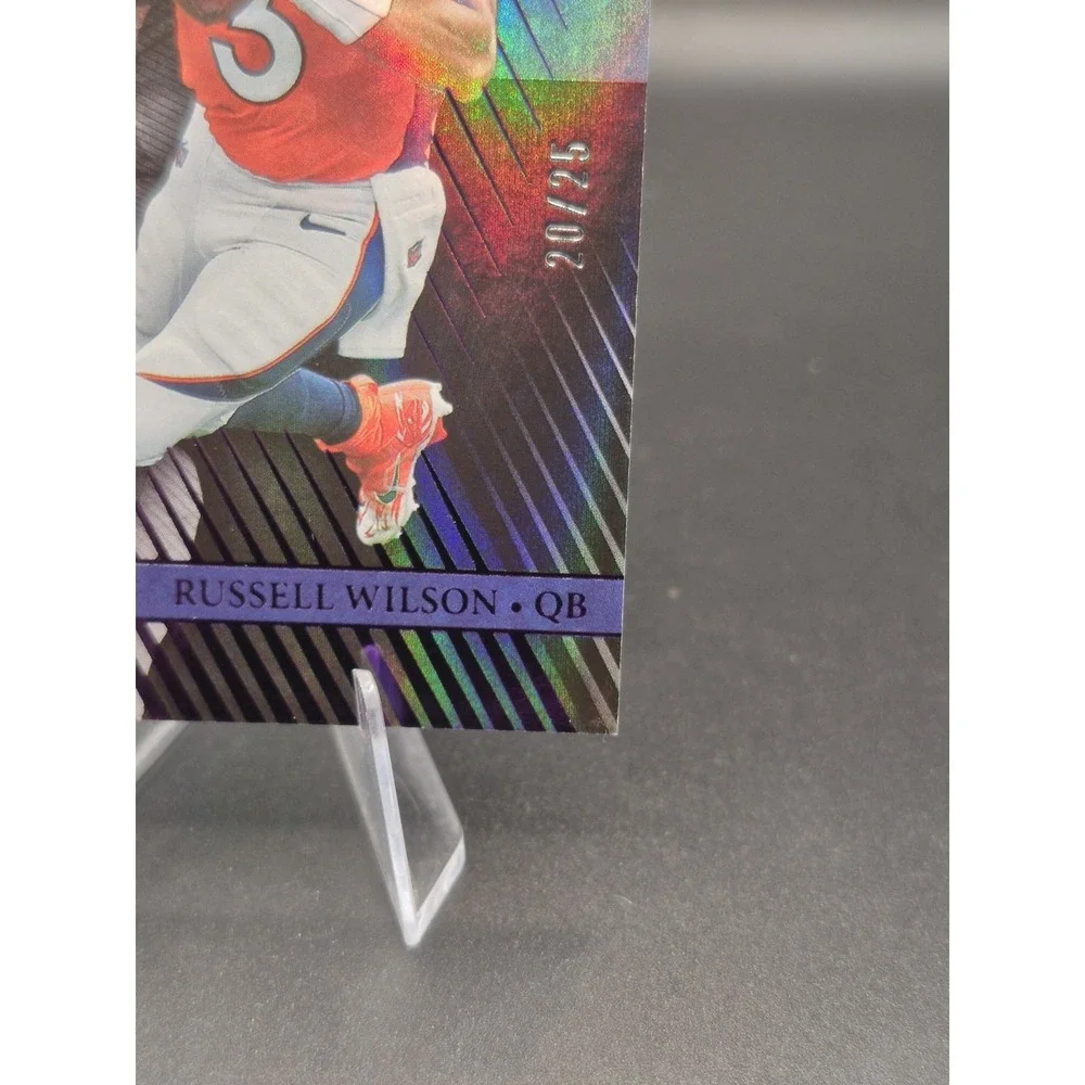 2023 Panini Limited Russell Wilson #32 Amethyst Spotlight /25 Broncos Seahawks